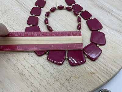 Red Beaded Necklace Bracelet Set Womens Gold Tone Plastic Square Beads Jewelry