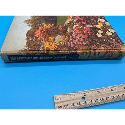 New Illustrated Encyclopedia of Gardening Vol 2 by T.H. Everett Vintage Hardcove