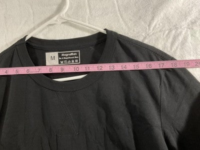 MagnaMan Shirt Mens Medium Black Long Sleeve Crewneck Basic Cotton Tee Casual