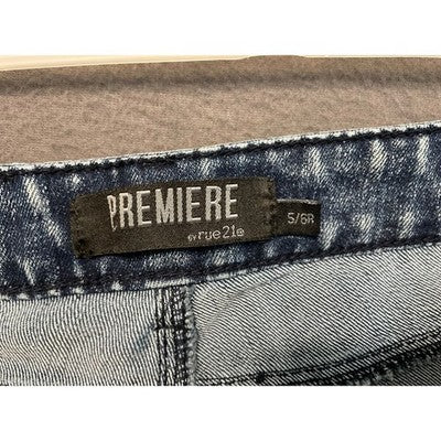 Premiere Rue 21 Blue Skinny Jeans 5/6R Distressed Ripped Curvy Fit