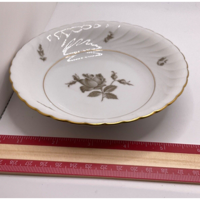 Königl. pr. Tettau Bavaria 5.5-Inch Desert Bowls  Vintage Konigl