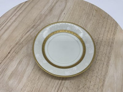 Mikasa Antique Lace L5551 Saucer Plate White Floral Gold Trim Japan Fine China