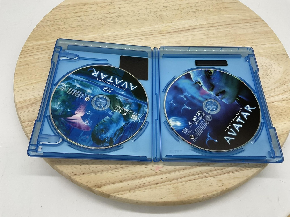 Avatar Blu-ray + DVD 2-Disc Combo Pack James Cameron Movie PG-13 With Case