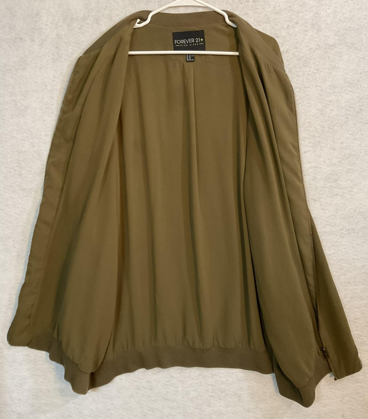 Forever 21 Jacket Womens 3X Green Bomber Lightweight Zip Front Pocket Plus Size