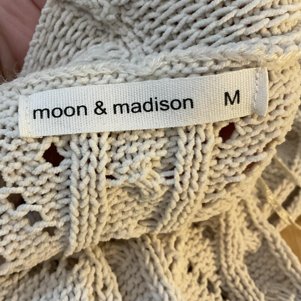 Moon & Madison Sweater Womens Medium White Open Knit Crochet Cardigan Top
