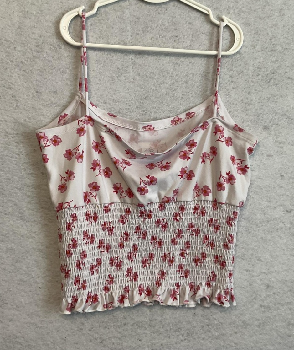 Floral Tank Top Girls Medium White Pink Smocked Ruffle Hem Stretch Camisole Soft