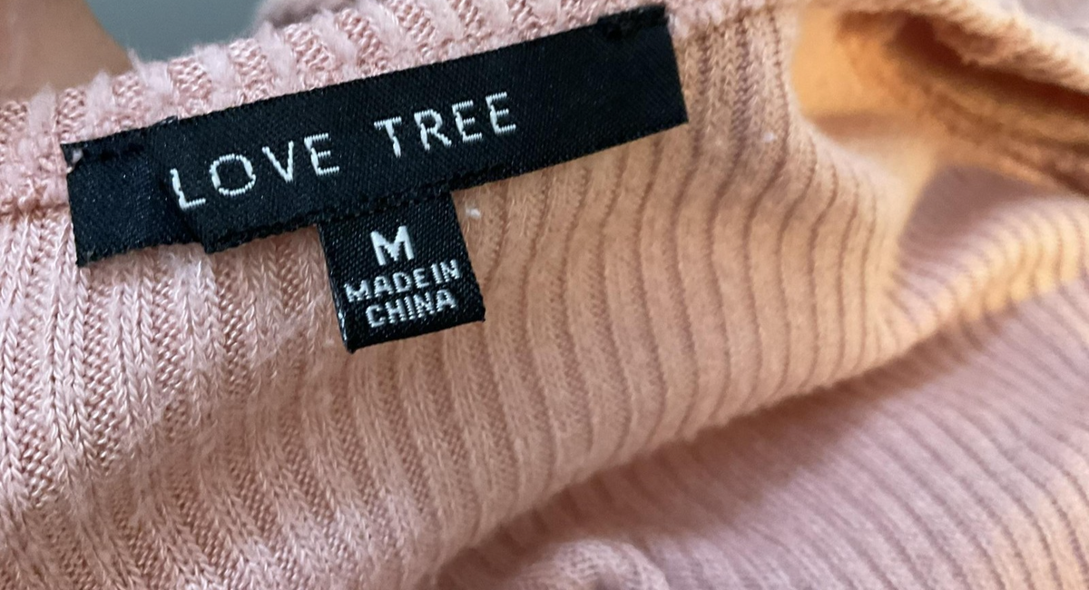 Love Tree Shirt Womens Medium Pink Ribbed Scoop Neck Long Sleeve Ruched Crop Top