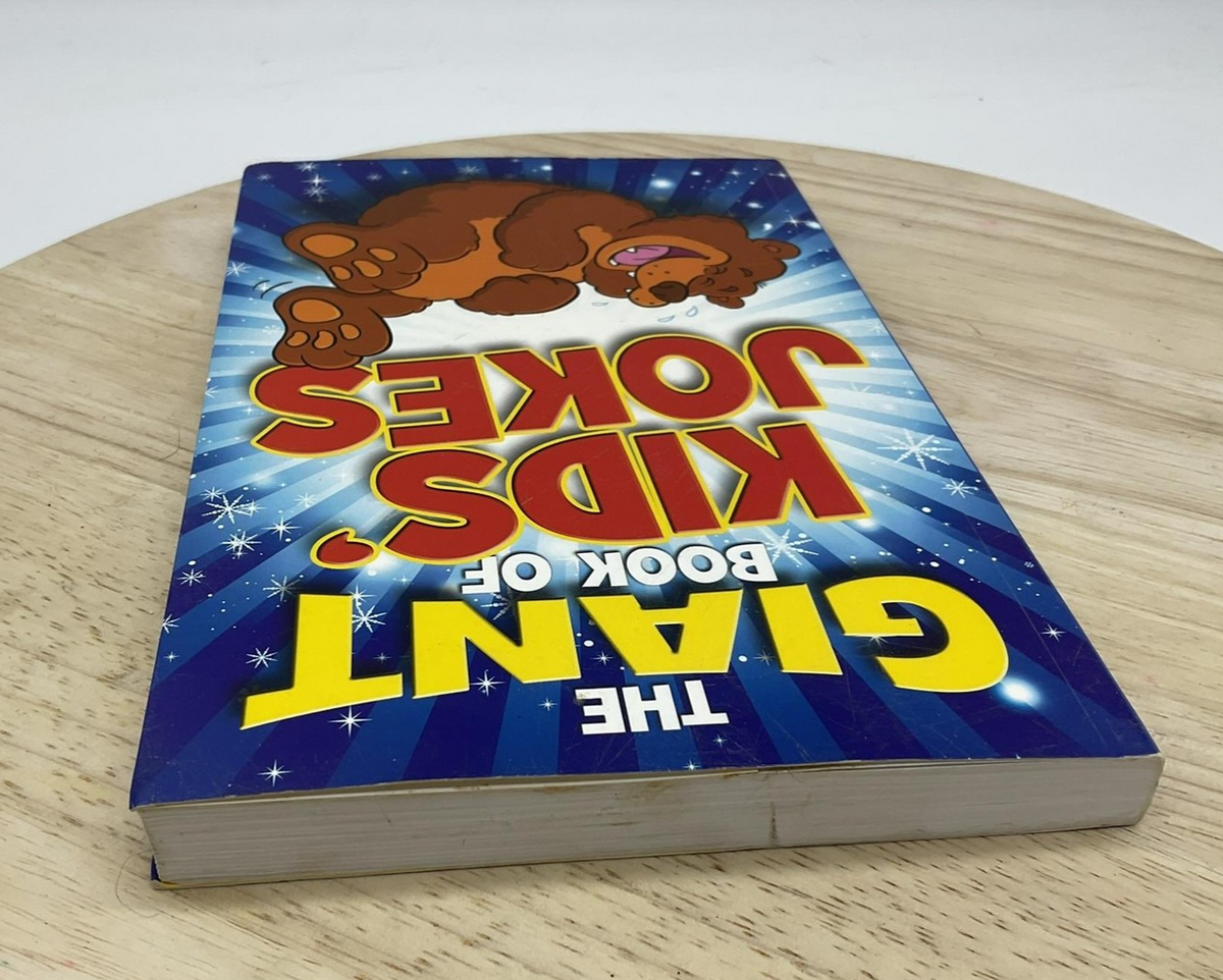 Arcturus The Giant Book Of Kids' Jokes Paperback Humor ISBN 978-1-78404-278-3