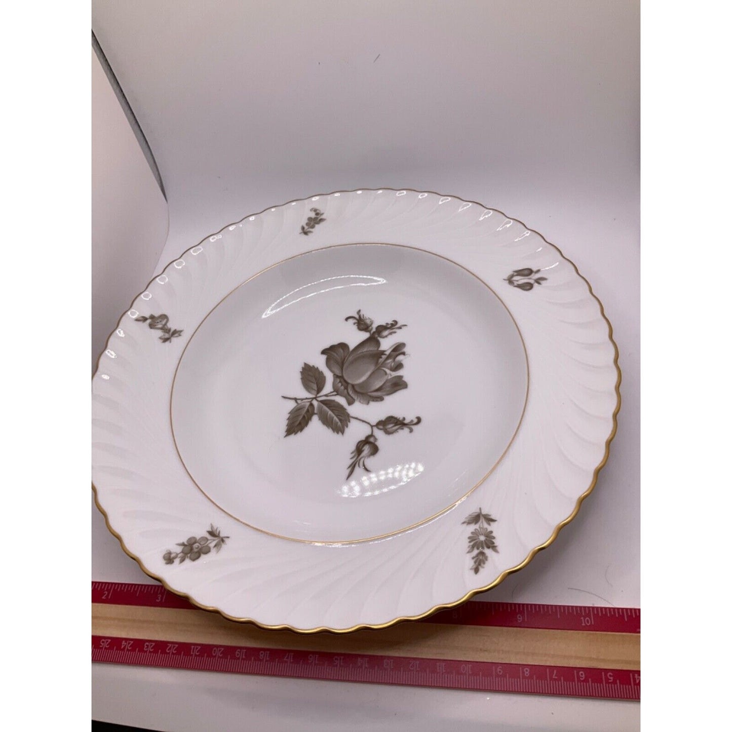 Vintage Königl. pr. Tettau Bavaria Soup Bowls 10" Gold Trim Floral Konigl