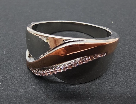 Silver Tone Rose Gold Crystal Crisscross Ring Womens Size 11 Fashion Jewelry