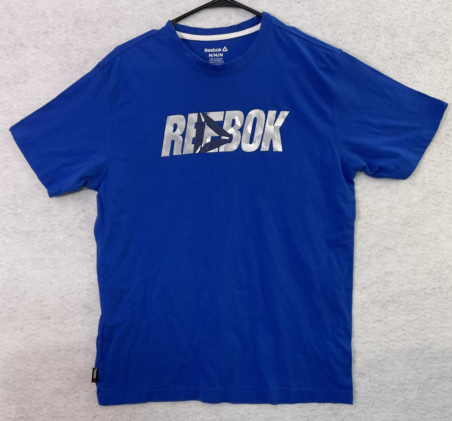 Reebok Shirt Mens Medium Blue Logo Graphic Tee Tagless Sports Training Top