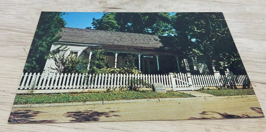 Vintage HOYA Memorial Library & Museum Lorelei Gallery Color Postcard 5.5x3.5 In
