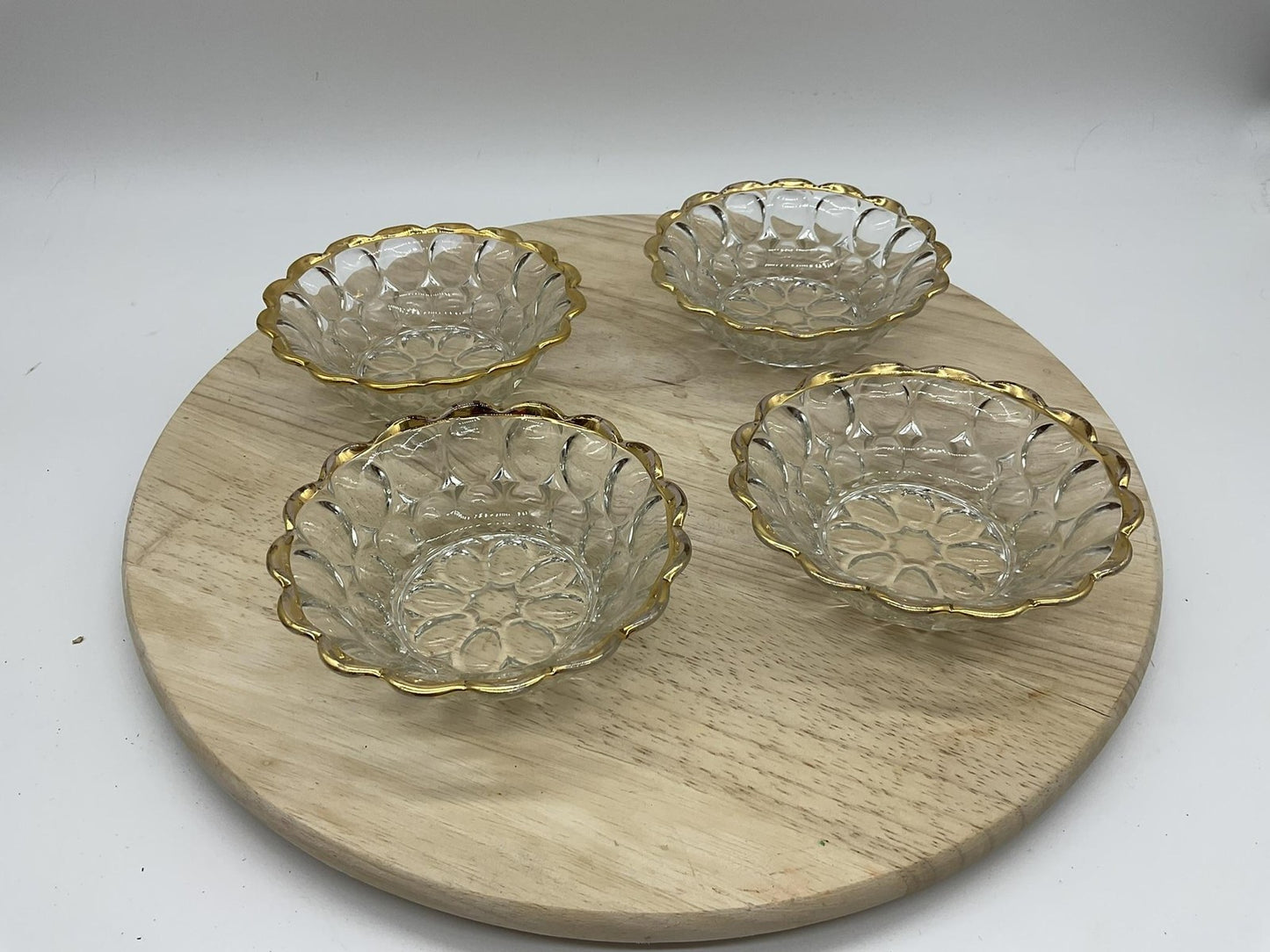 Dessert Bowls Set Of 4 Gold Rim Scalloped Circles Pattern Vintage Clear Glass