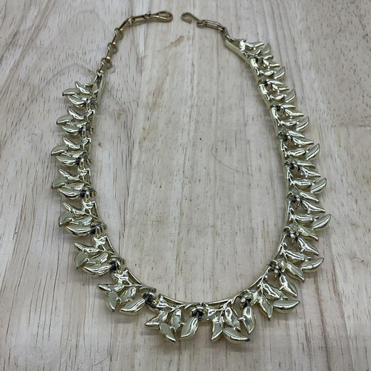 Necklace Gold Tone Leaf Collar Statement Nature Vintage Chain 17" Womens Jewelry