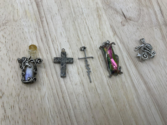 Lot 5 Womens Pendants & Faith Stud Mixed Brands Unicorn Fairy Dust Cross Bunny