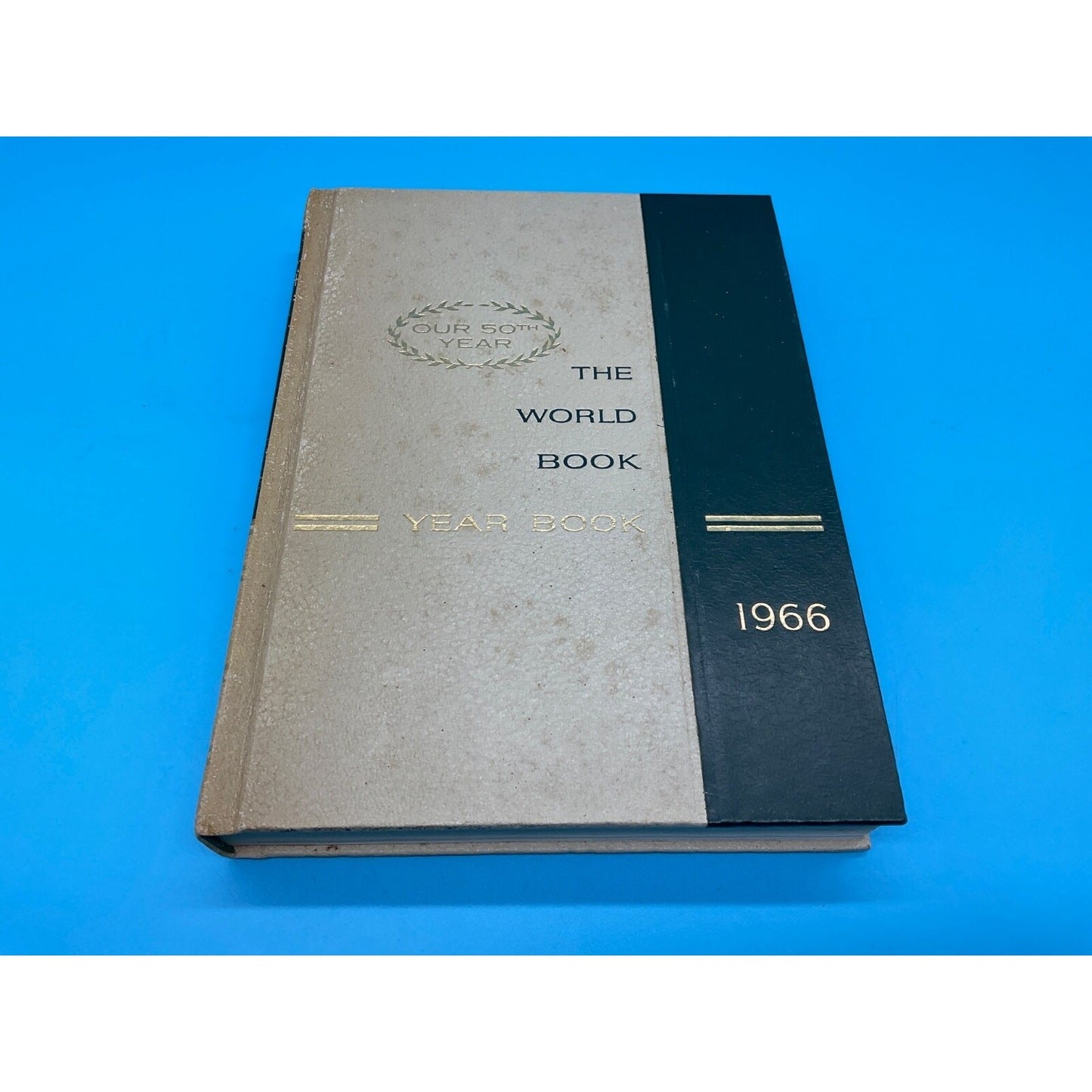 1966 The World Book Events of 1965 Year Book Annual Green White W Gold Embossing