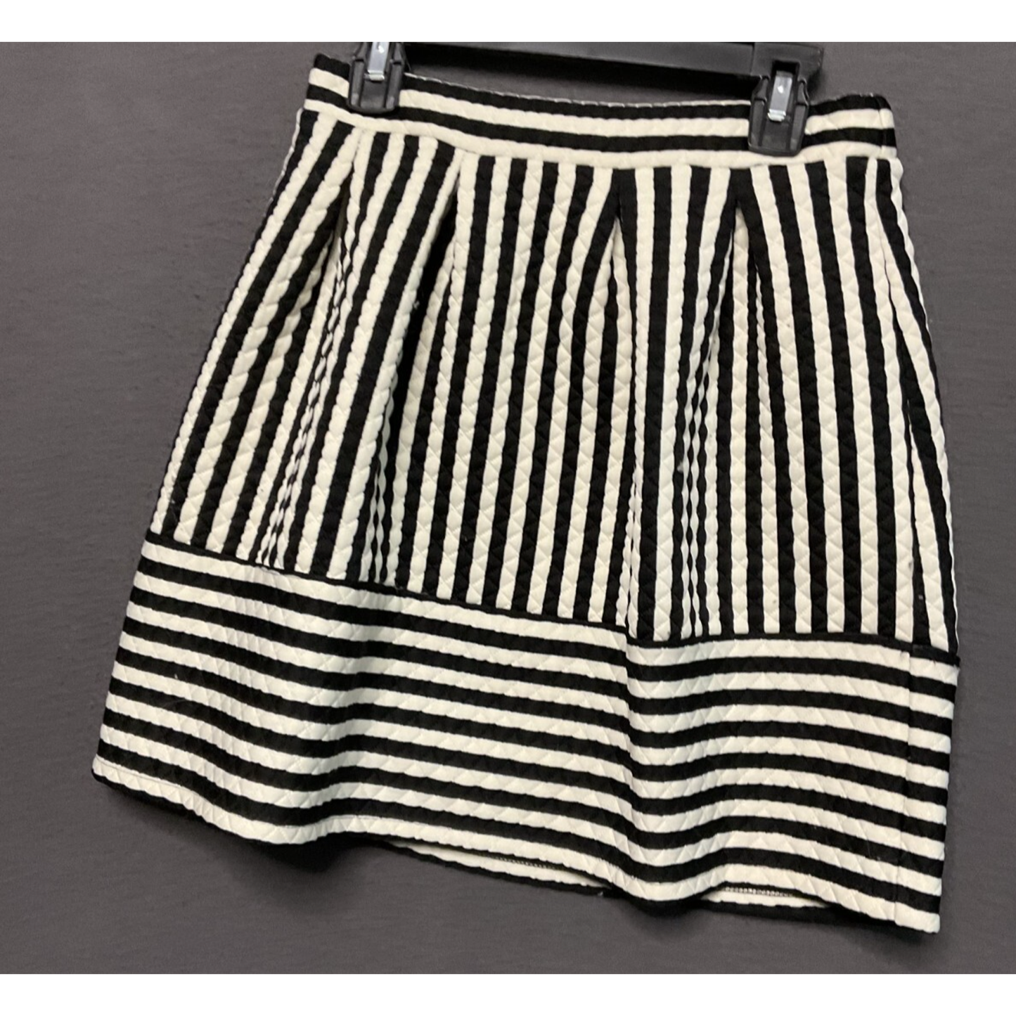 Xhilaration XS black & white/cream color striped mini skirt pull-on stretch