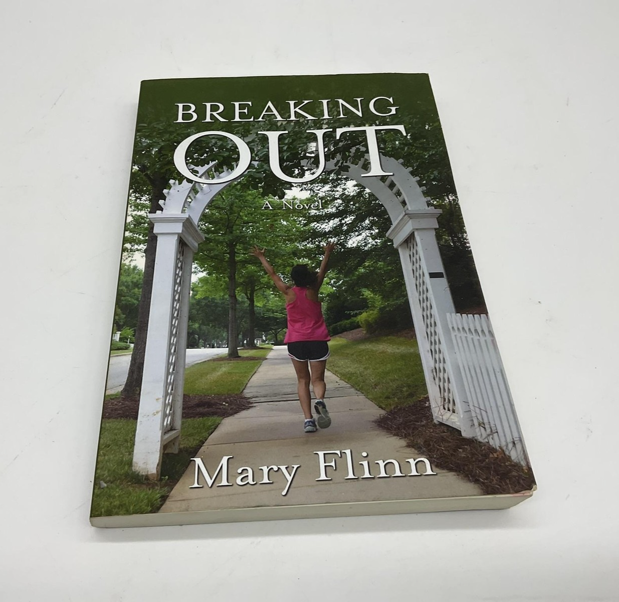 Mary Flinn Breaking Out Novel Adult Paperback Green Sign First Printing Fiction