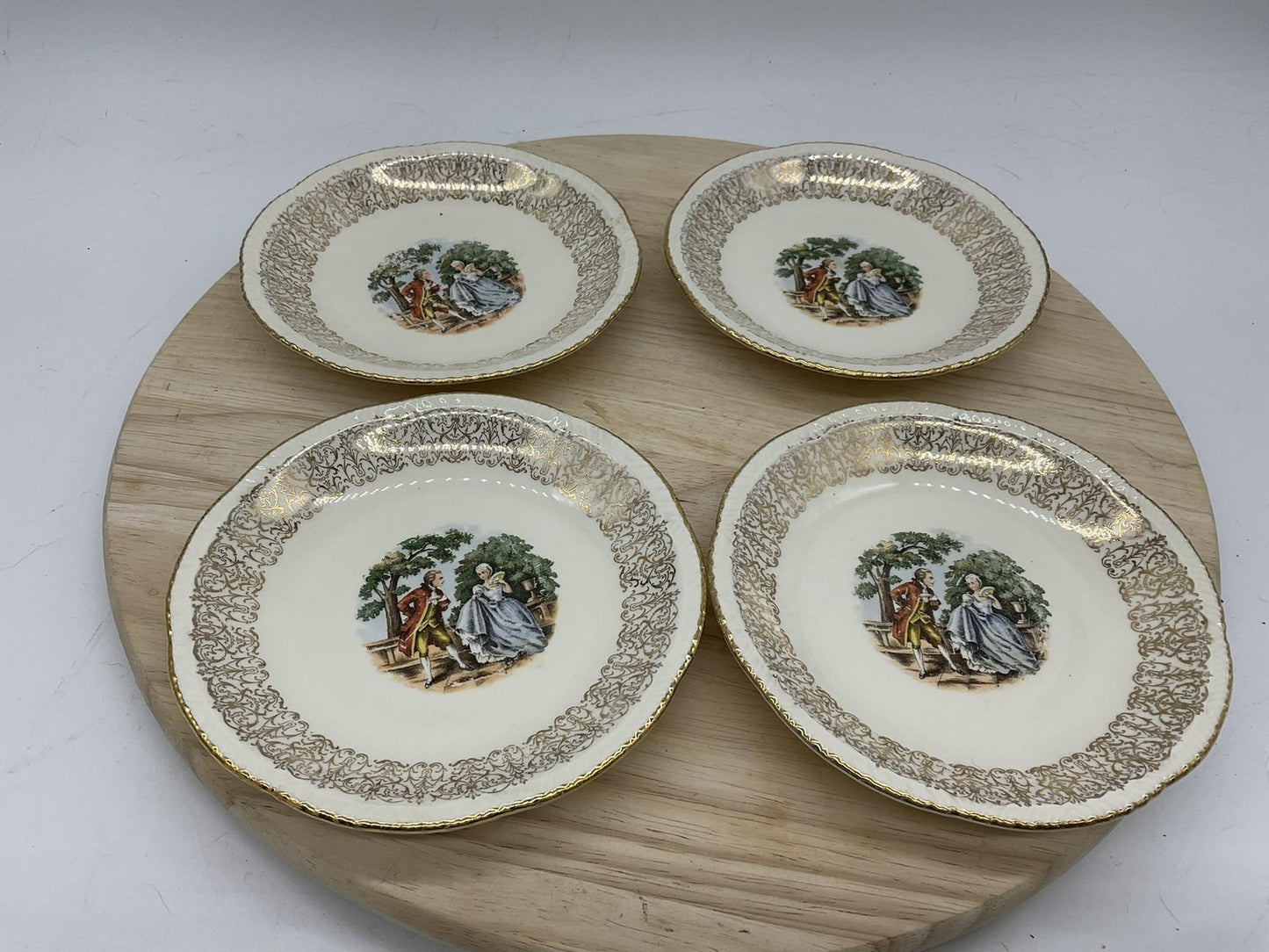 Homer Laughlin Dessert Bowls Set 4 White Gold Courting Couple USA Scene Vintage