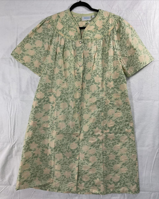 National Robe Womens Large Green Floral Short Sleeve Button Kaftan Housecoat