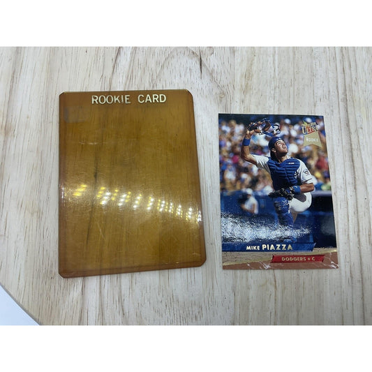 Vintage Los Angeles Dodgers Card MLB Baseball Rookie Mike Piazza 1993 90s