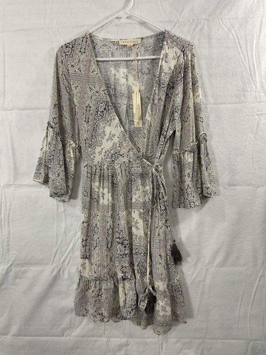 Lovestitch Dress Womens Medium Gray Paisley Wrap Ruffle Hem 3/4 Bell Sleeve New