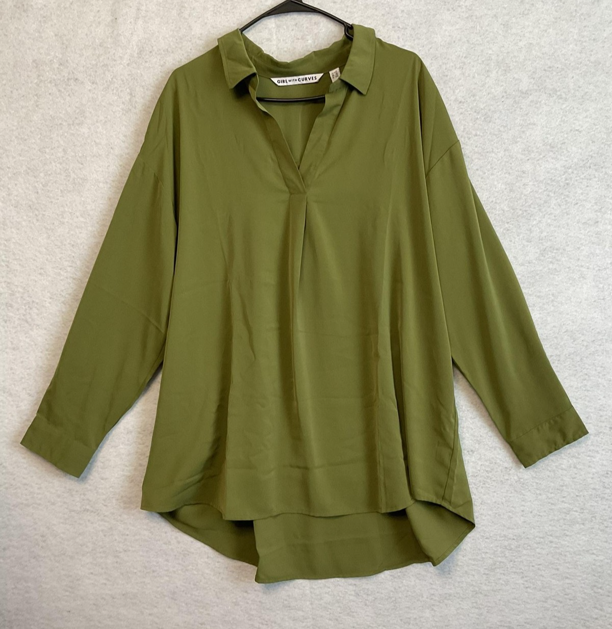 Girl With Curves Shirt Womens 2XL Green Collared V Neck Tunic Top High Low Hem