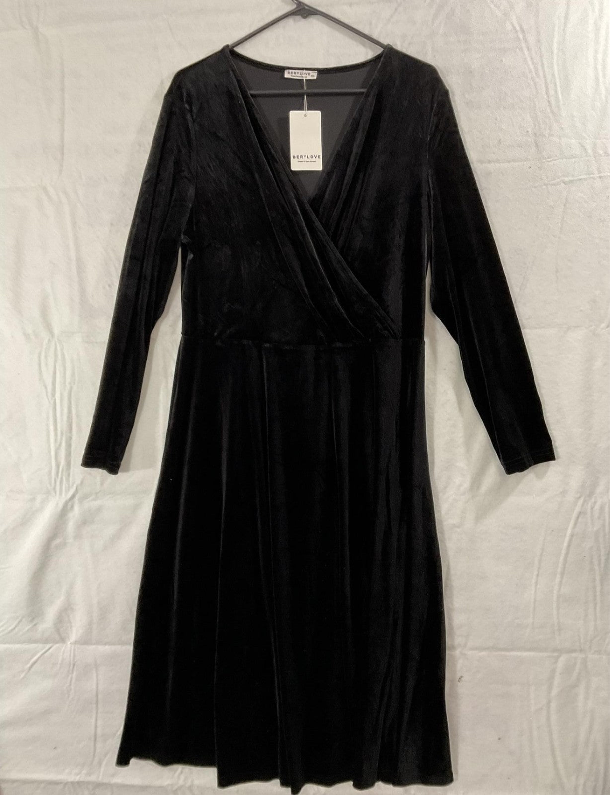 Berylove Dress Womens XXL Black Velvet Wrap Long Sleeve Midi Cocktail Party New