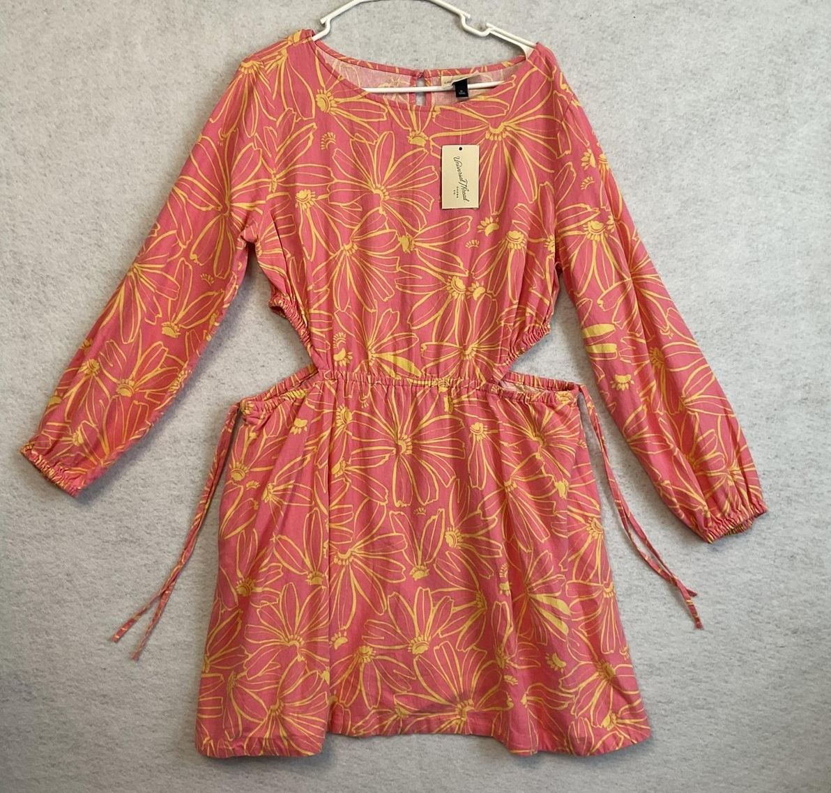 Universal Thread Dress Womens XL Pink Floral Cutout Waist Long Sleeve Linen