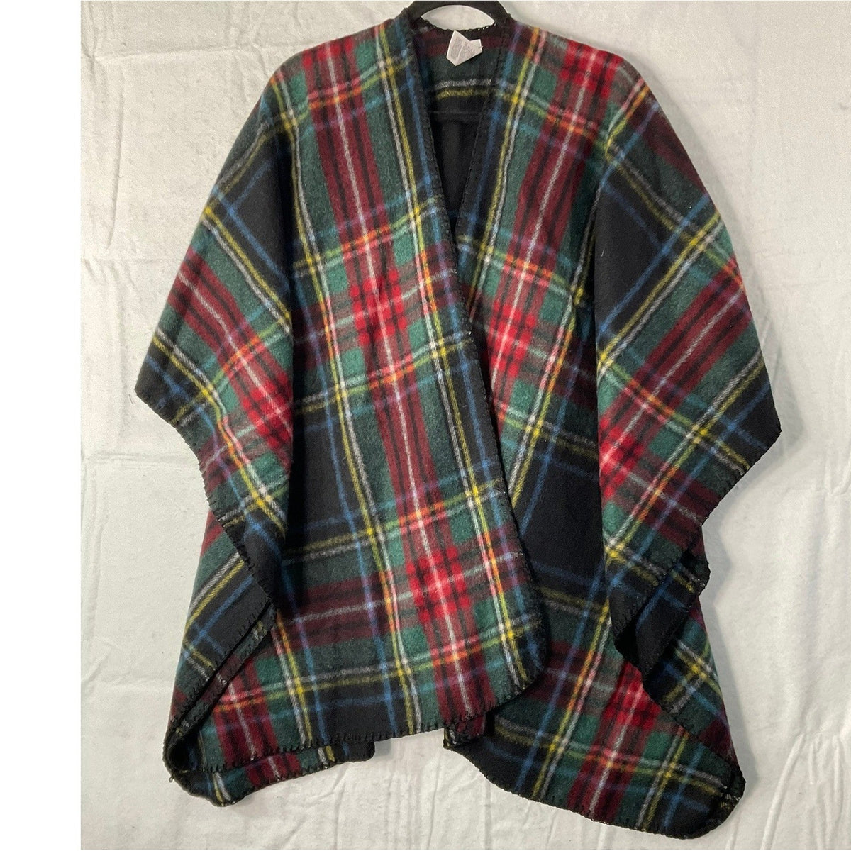 Woolrich Poncho Wrap Women One Size Black Multi Plaid Open Front Whipstitch Wrap
