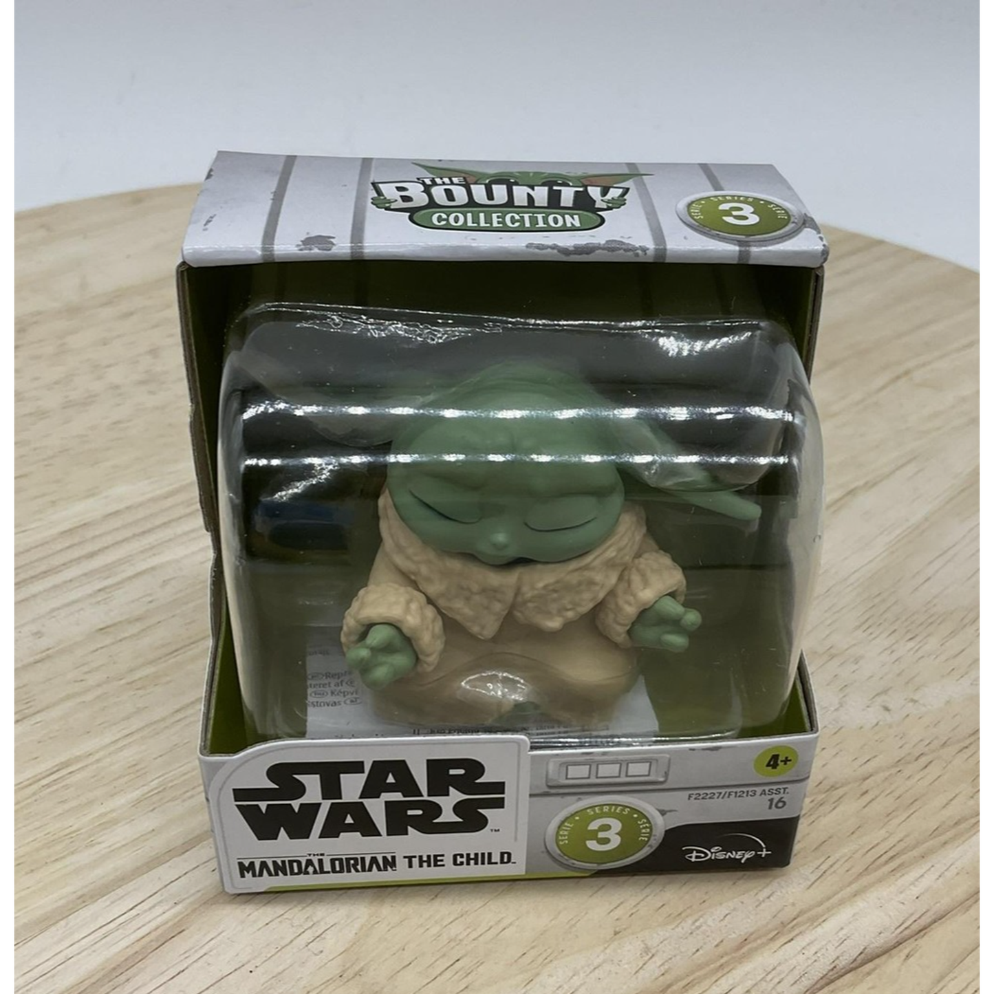 Star Wars The Mandalorian Child Grogu Bounty Collection Series 3 Figure Hasbro