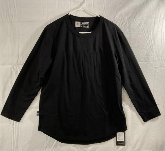 MagnaMan Shirt Mens Medium Black Long Sleeve Crewneck Basic Cotton Tee Casual