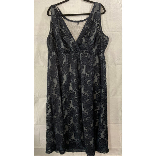 RWJ Midi Dress Womens 3XL Navy Blue Textured Floral Smocked Back Cocktail Dress