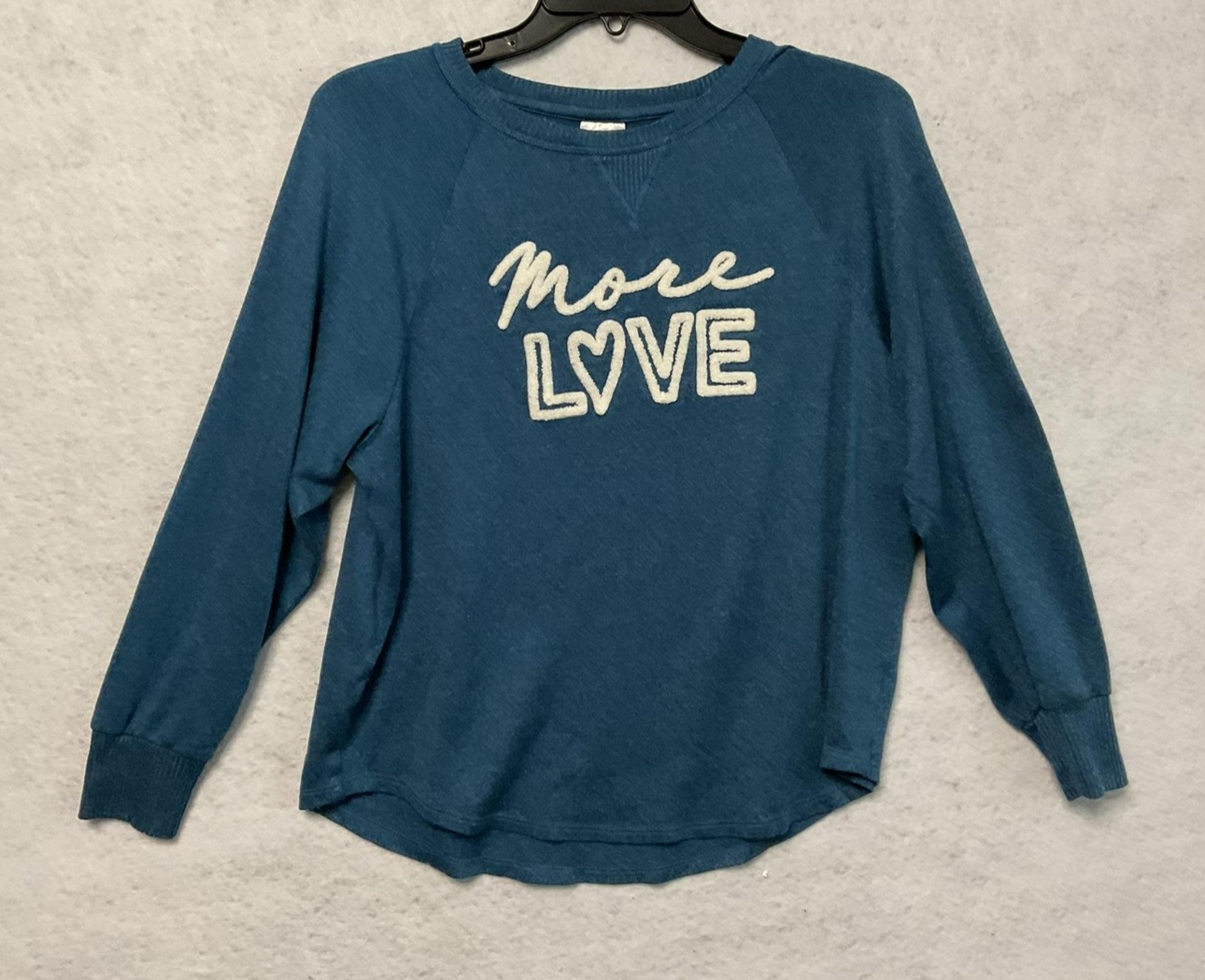Secret Treasures Sweatshirt Womens Small Green More Love Graphic Pullover Lounge