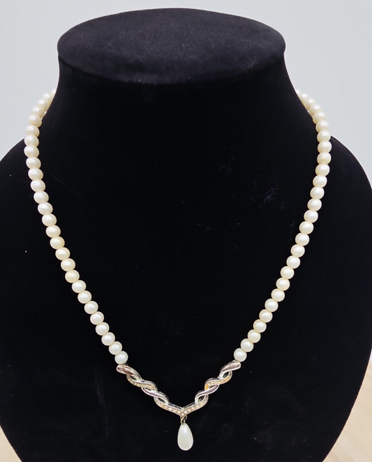 Necklace White Imitation Pearl Teardrop Pendant Rhinestone 20 In Lobster Womens