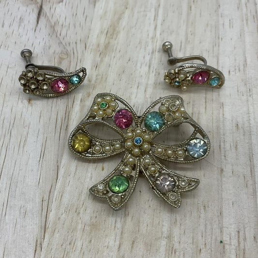 Vintage Bow Brooch Screw Back Earrings Set Rhinestone Pearl Gold Tone Pastel