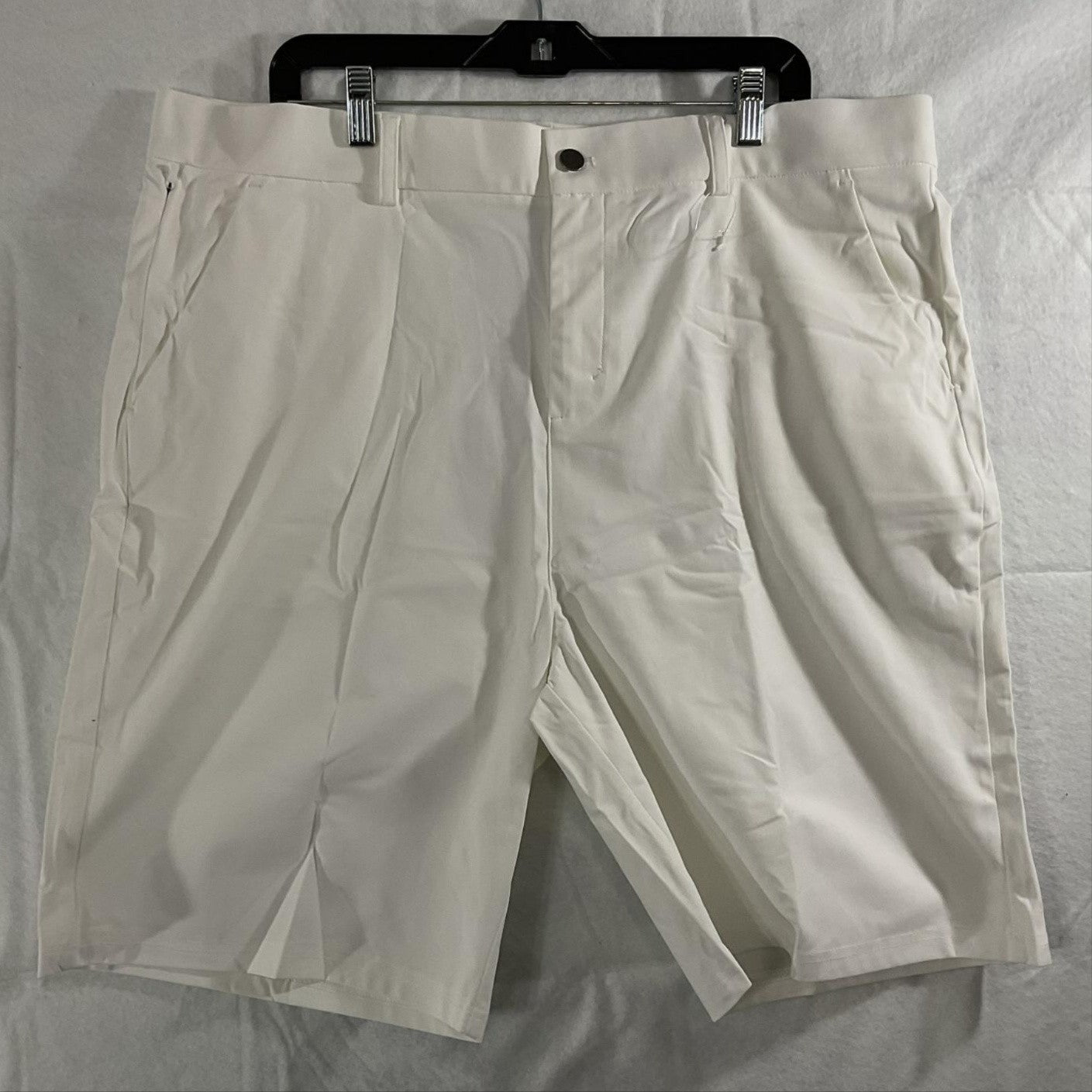 Soothfeel Shorts Mens 40 White Chino Pleated Microfiber Zip Fly Pockets