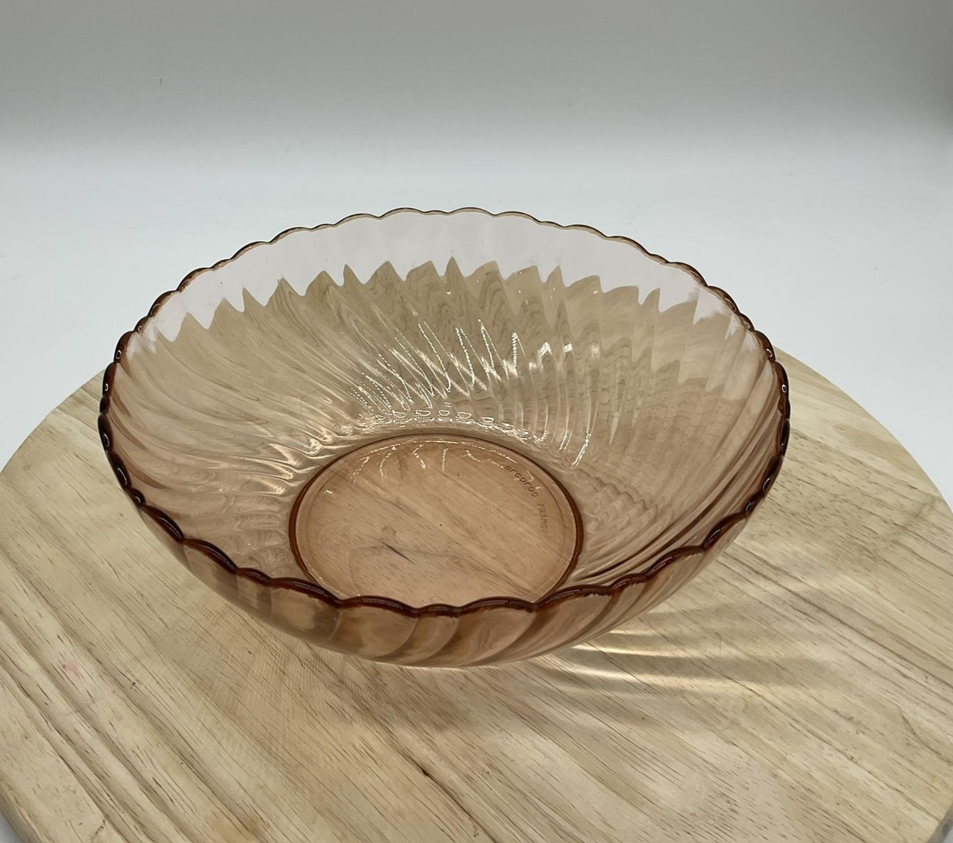 Pink Glass Serving Bowl Large Ribbed Scalloped Edge Dish Centerpiece MCM Vintage